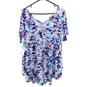 Roman’s size 18 V-Neck short sleeve tunic asymmetrical hem.